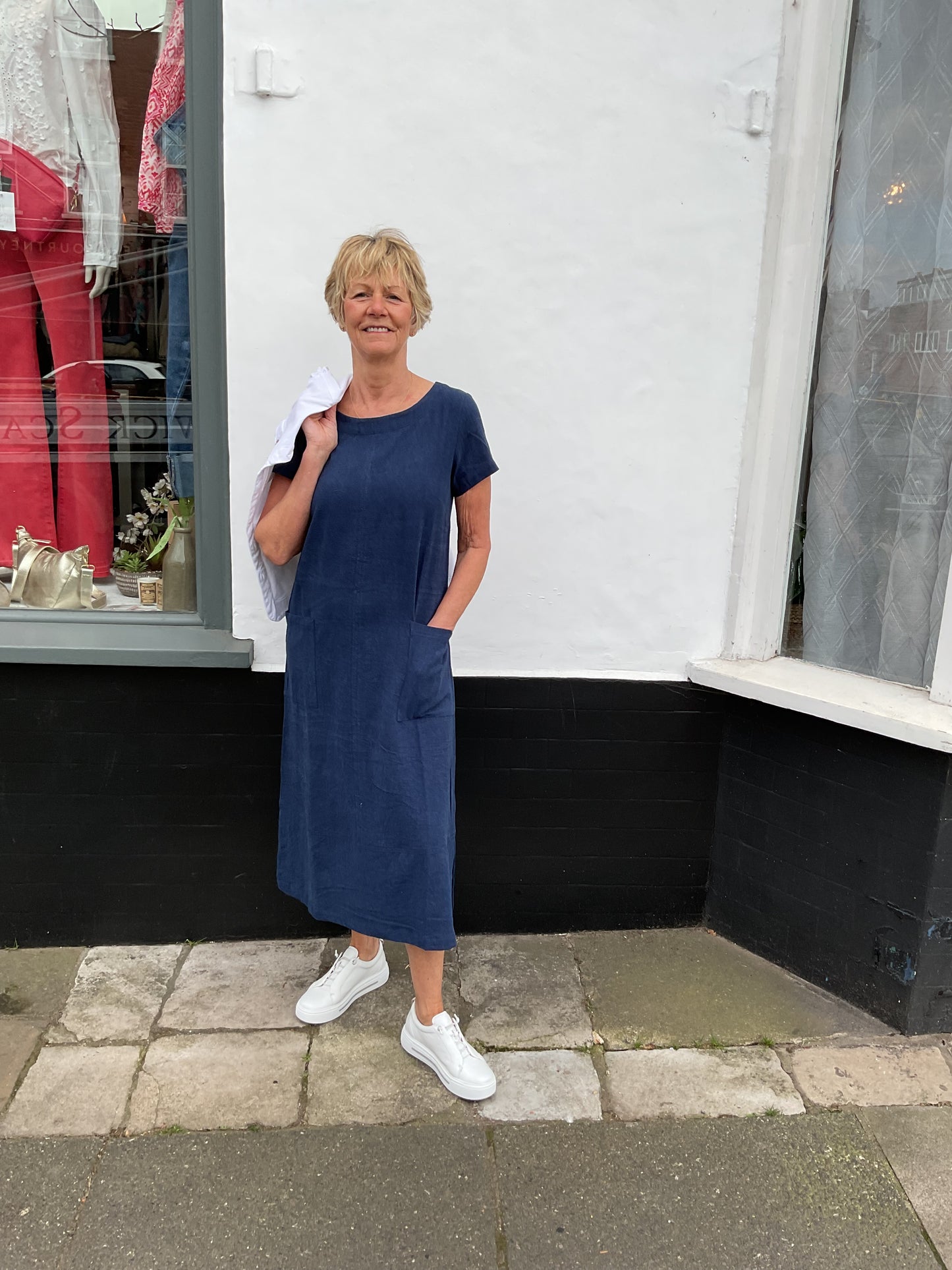 Summer breeze dress in navy