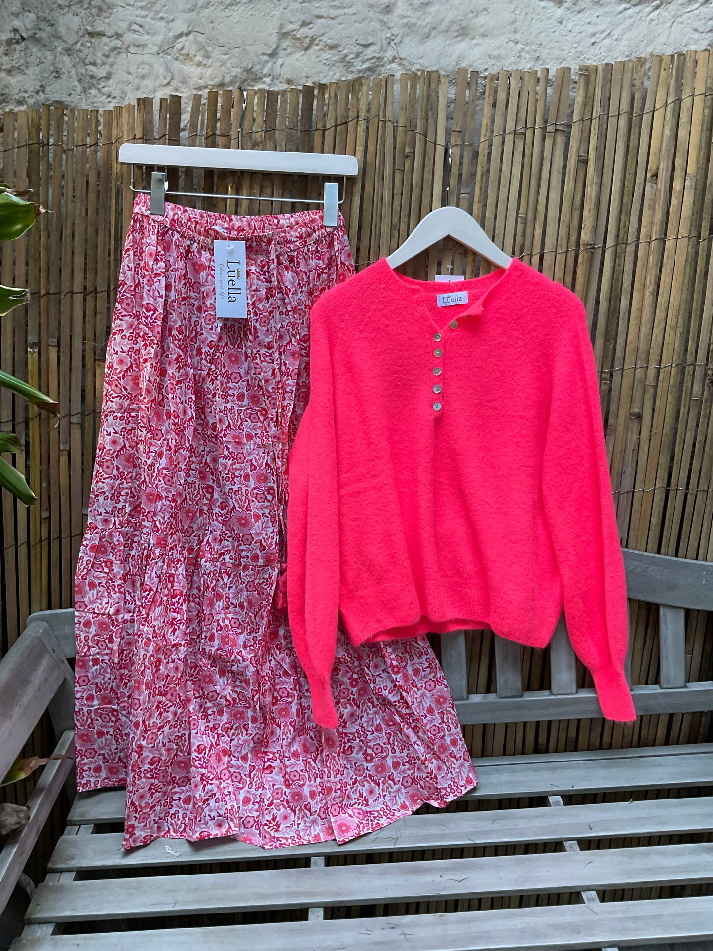 Como floral skirt