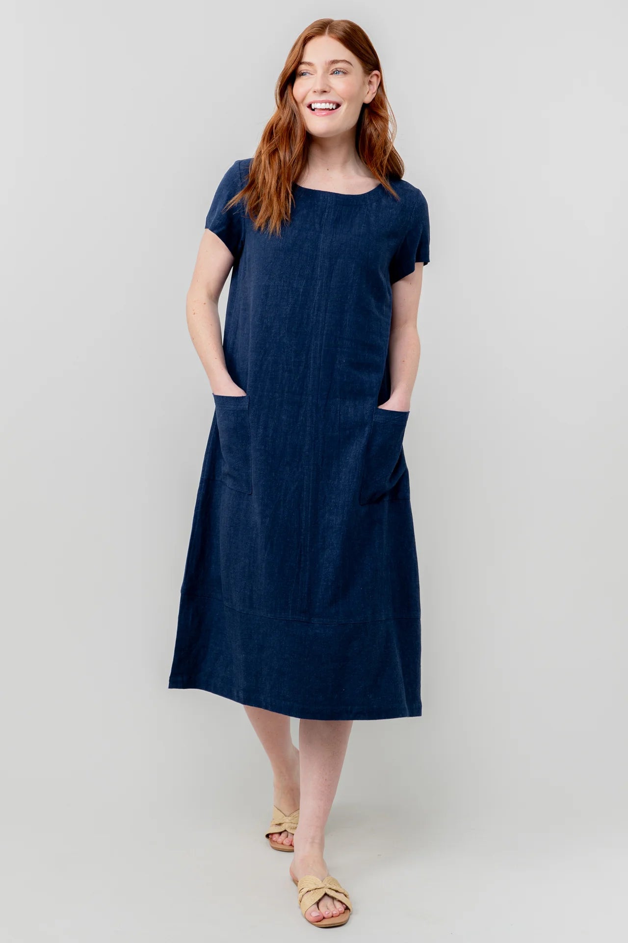 Summer breeze dress in navy