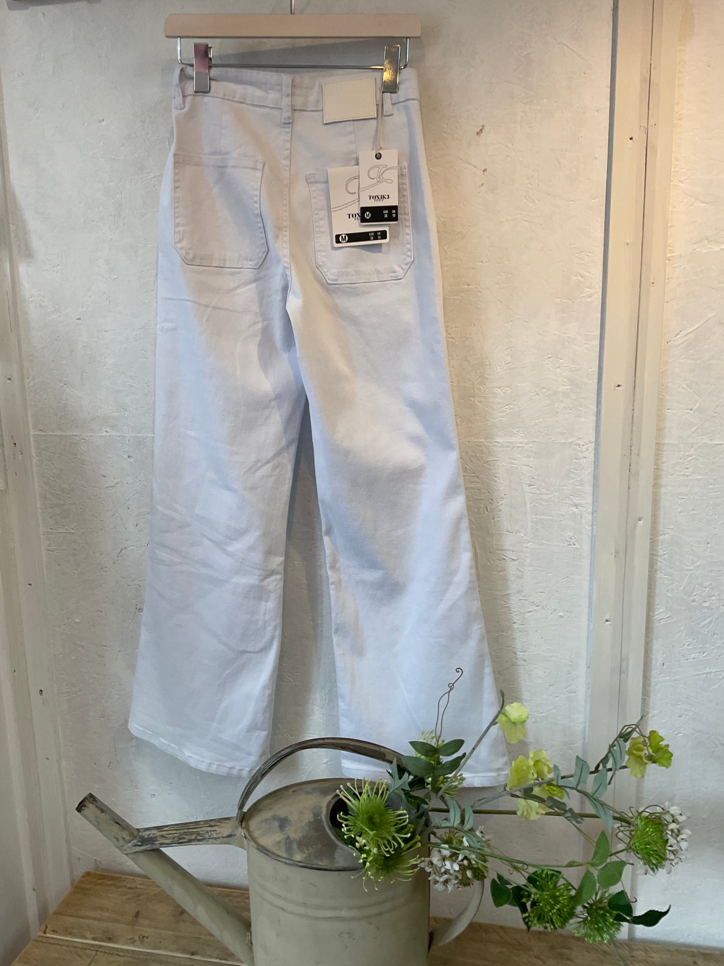Toxik white flares