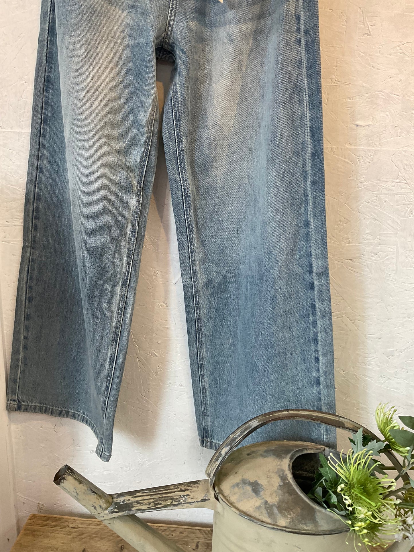 Melly &Co wide leg jeans
