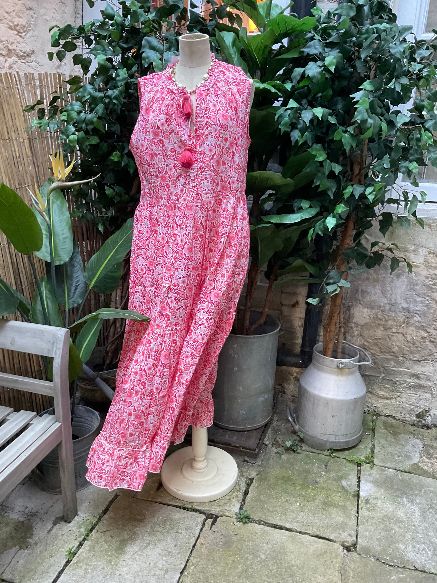 Verona red / pink printed dress