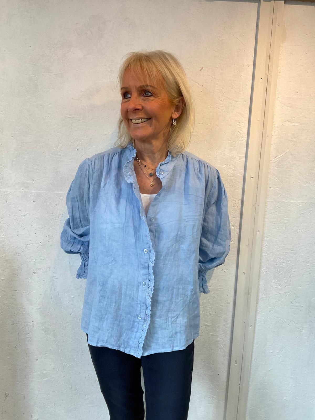 Jena Powder Linen Blouse (2 Colours Available)