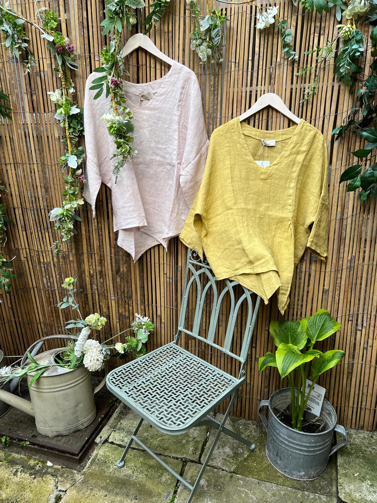 Betty Linen Blouse (2 Colours)