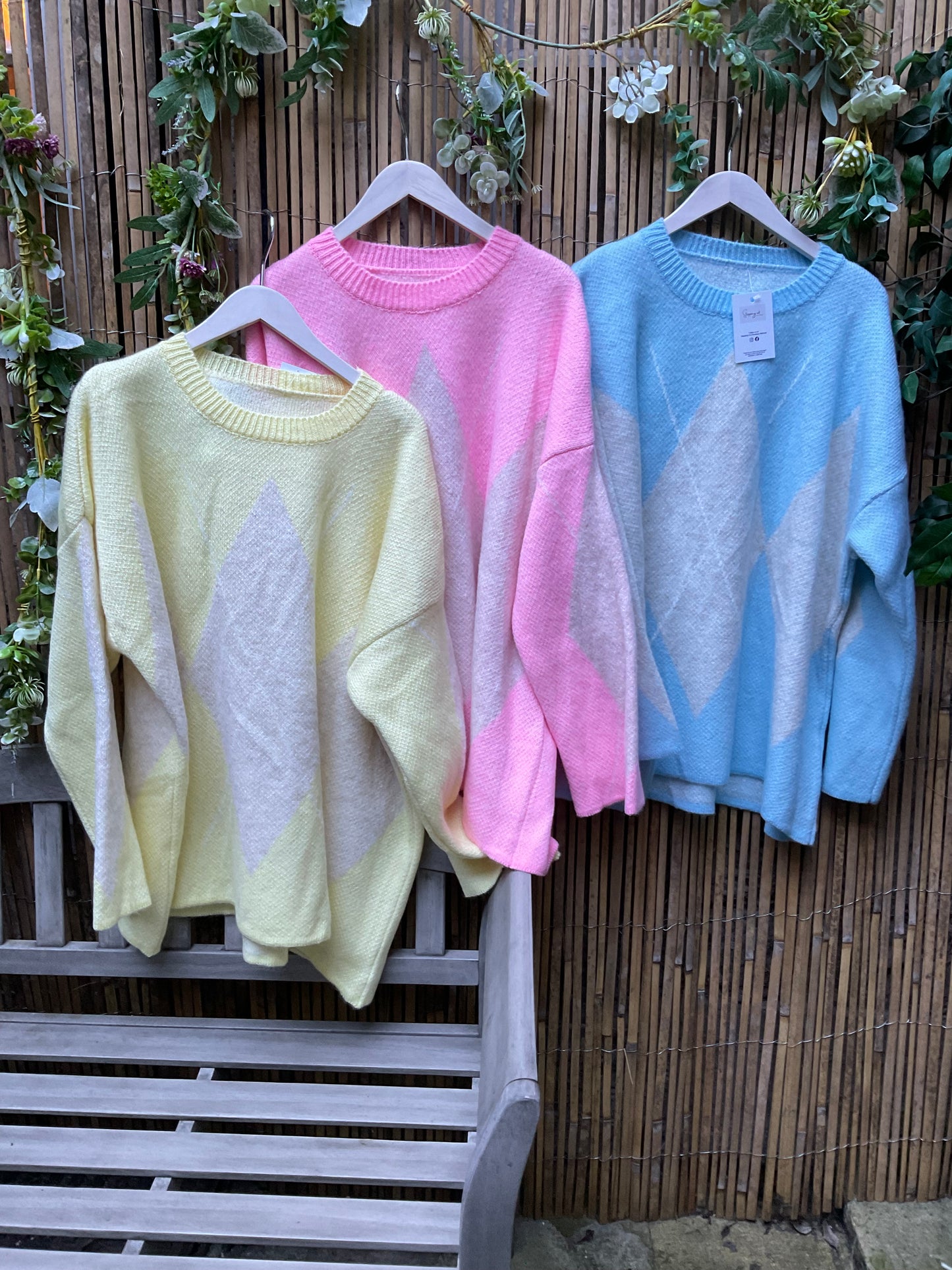 Oversized argyle knit