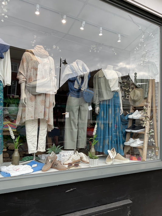 Star sun Window dressing ideas  ( linen top )