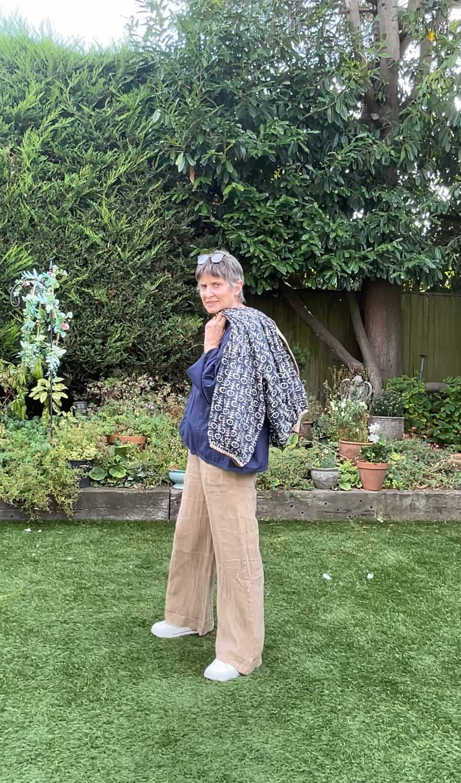 Creating a capsule Early Autumn wardobe with Bari jacket