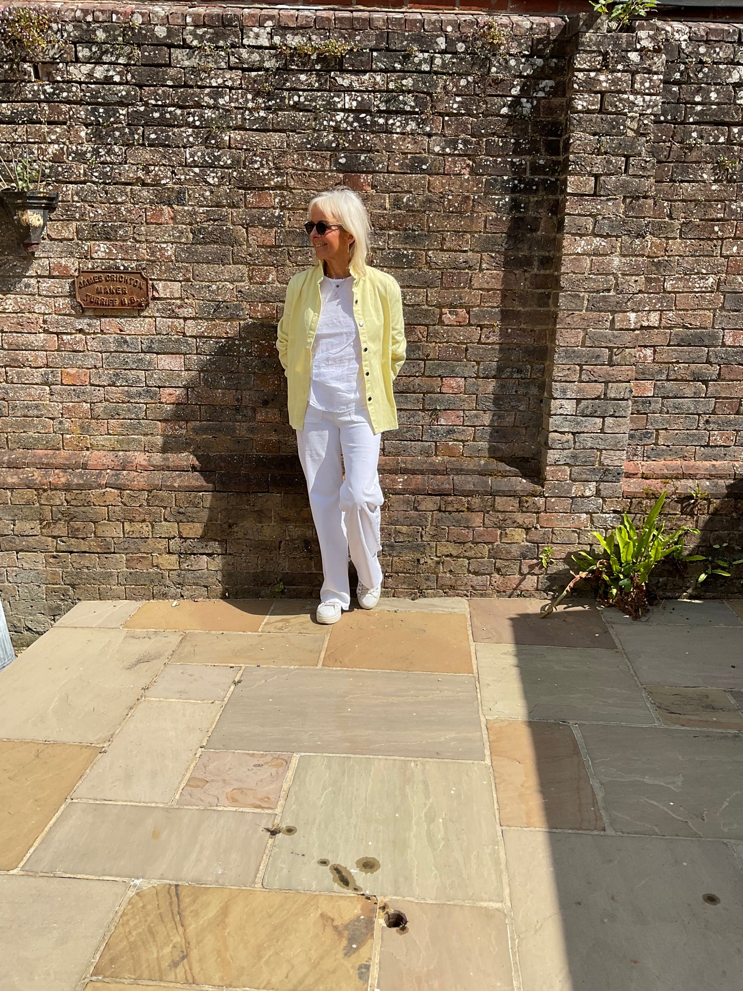 Crisp fresh tones for spring