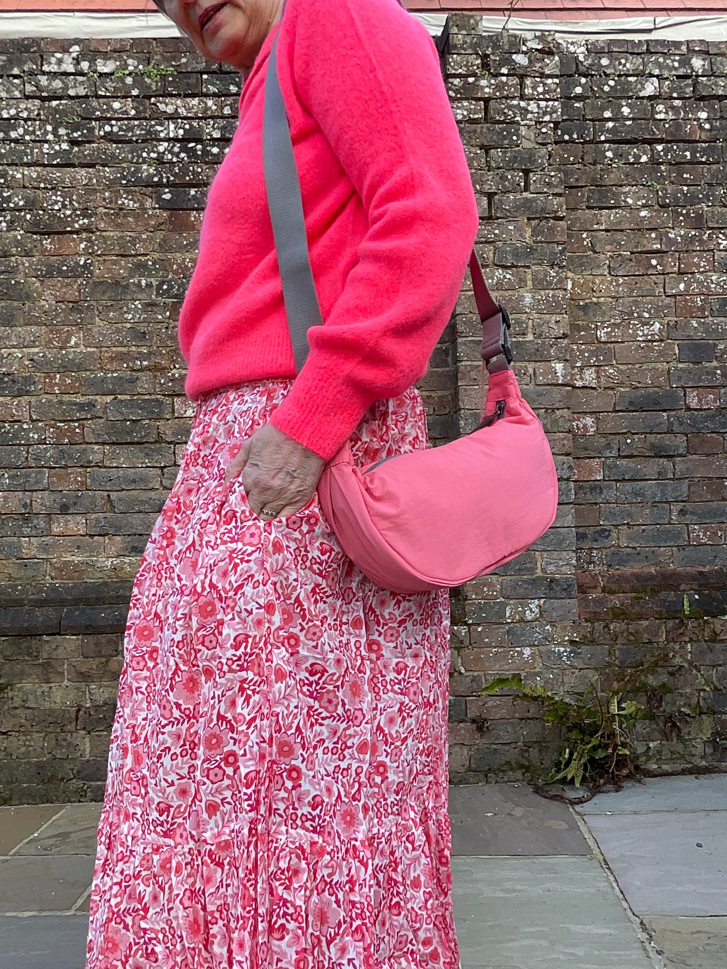 Como  floral skirt