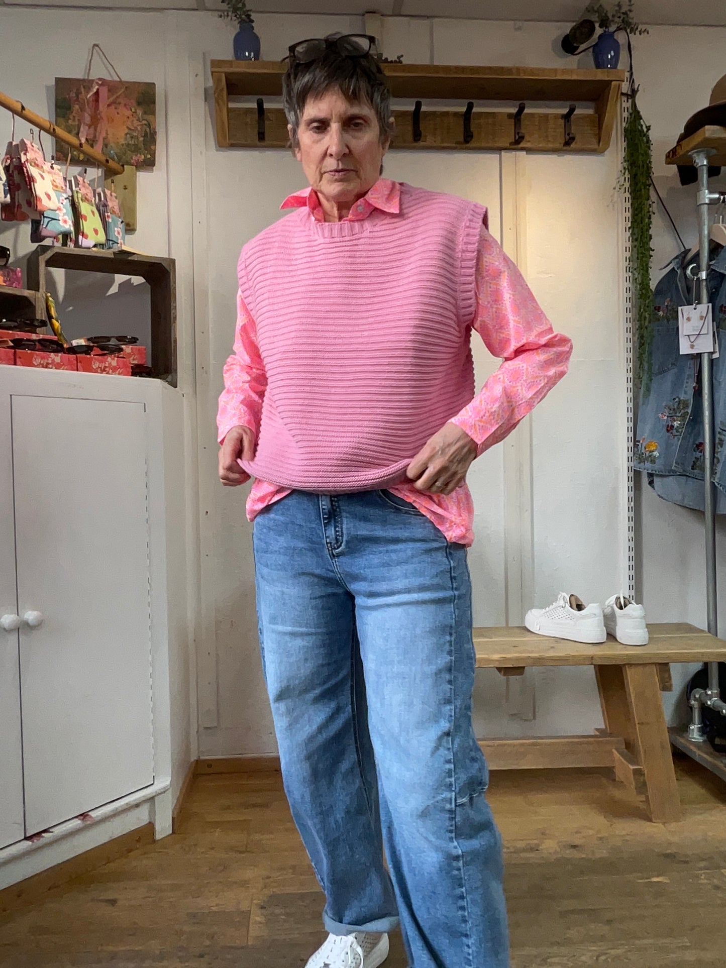 Frankie Boyfriend Shirt (4 Colours)