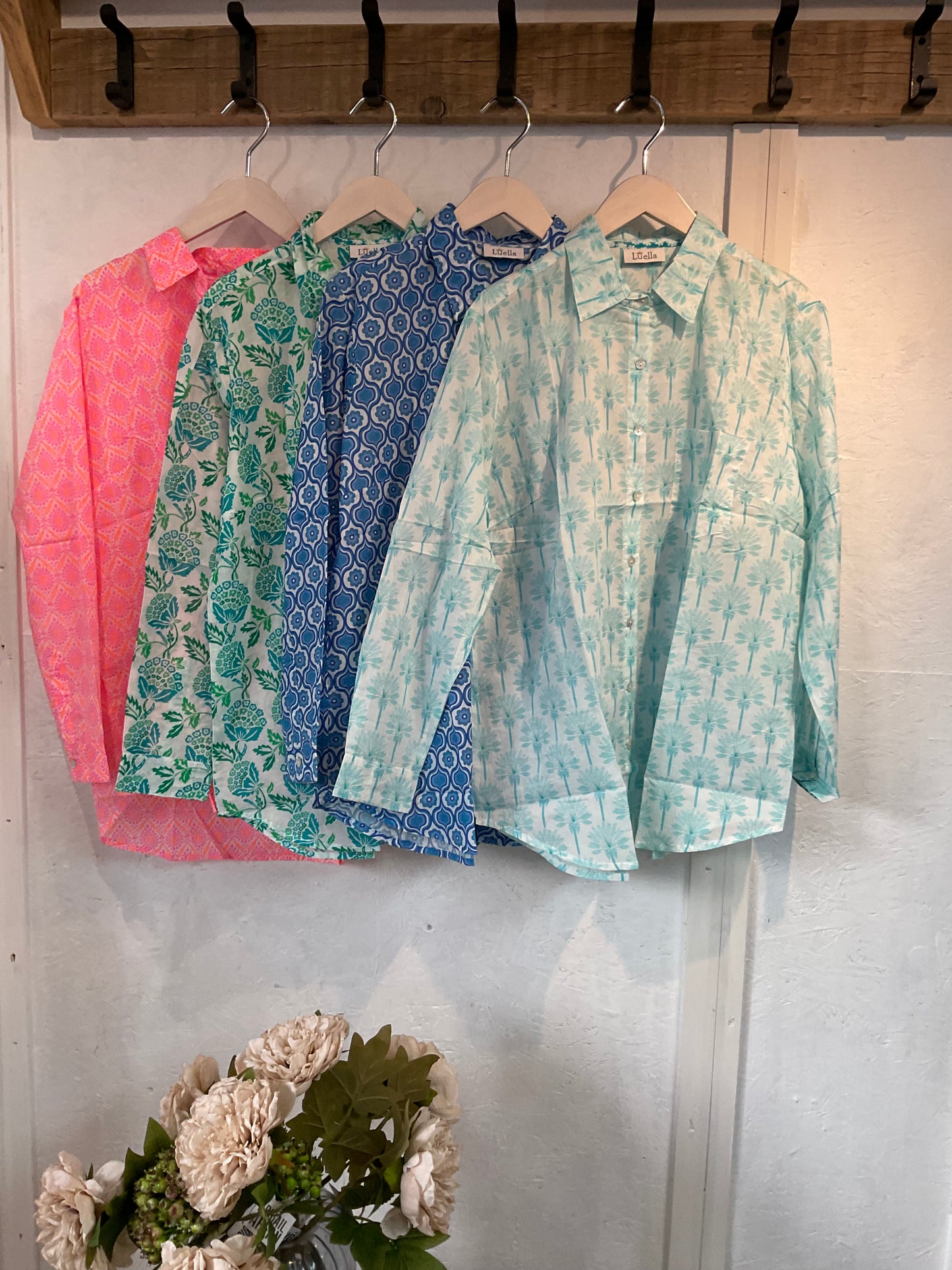 Frankie Boyfriend Shirt (4 Colours)