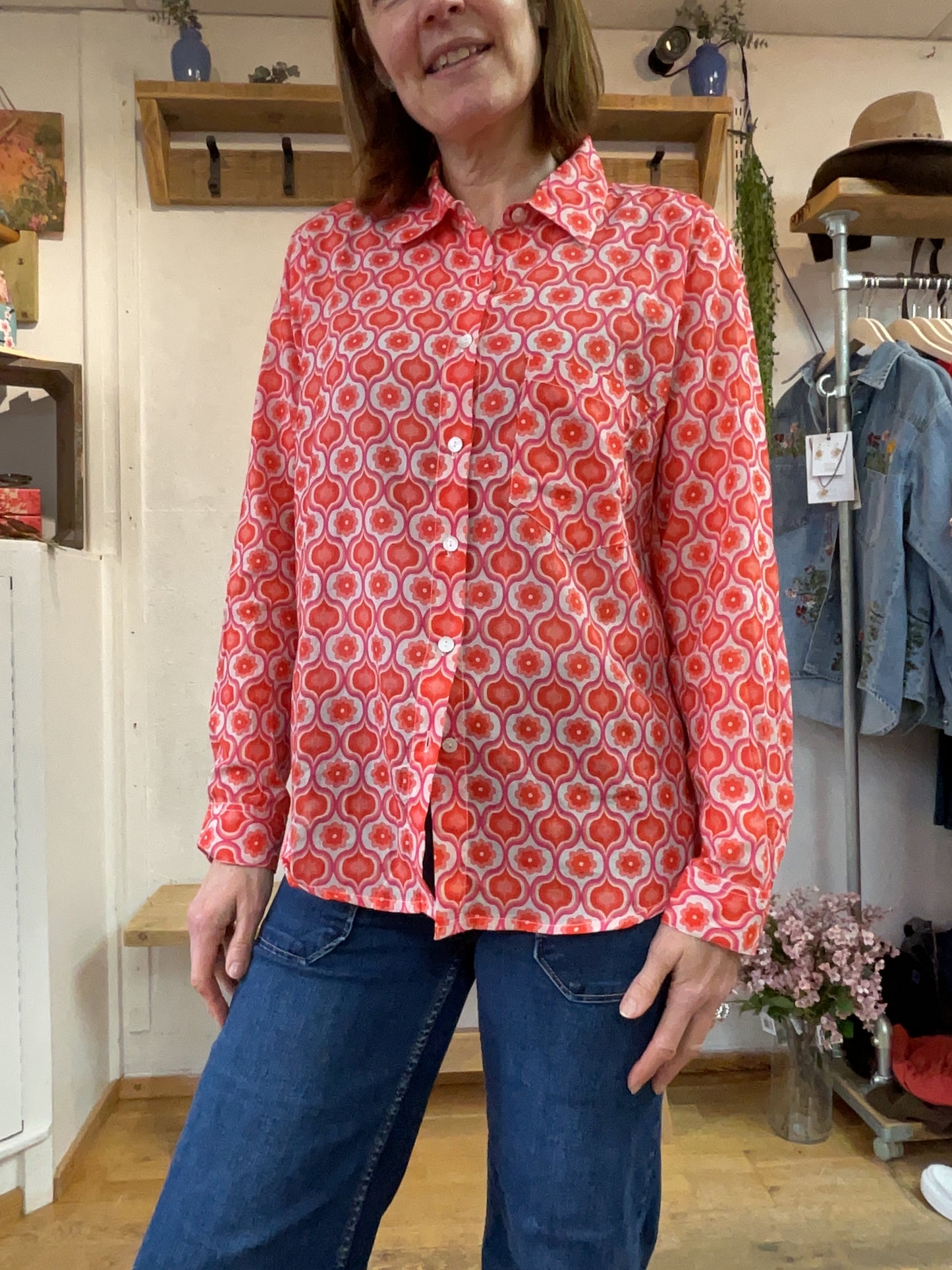 Frankie Boyfriend Shirt (4 Colours)